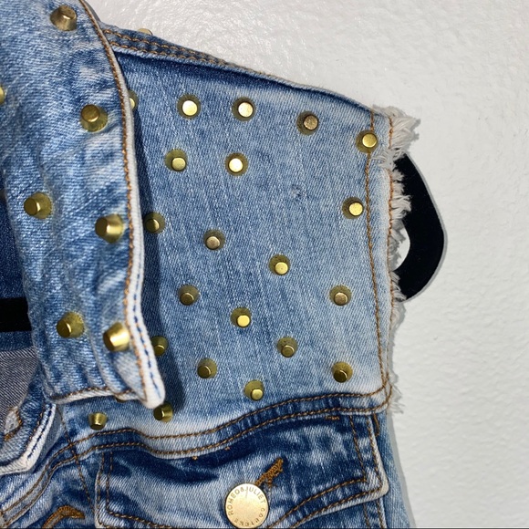 Vintage y2K Romeo & Juliet Couture Gold Studded Denim Vest - Picture 4 of 6